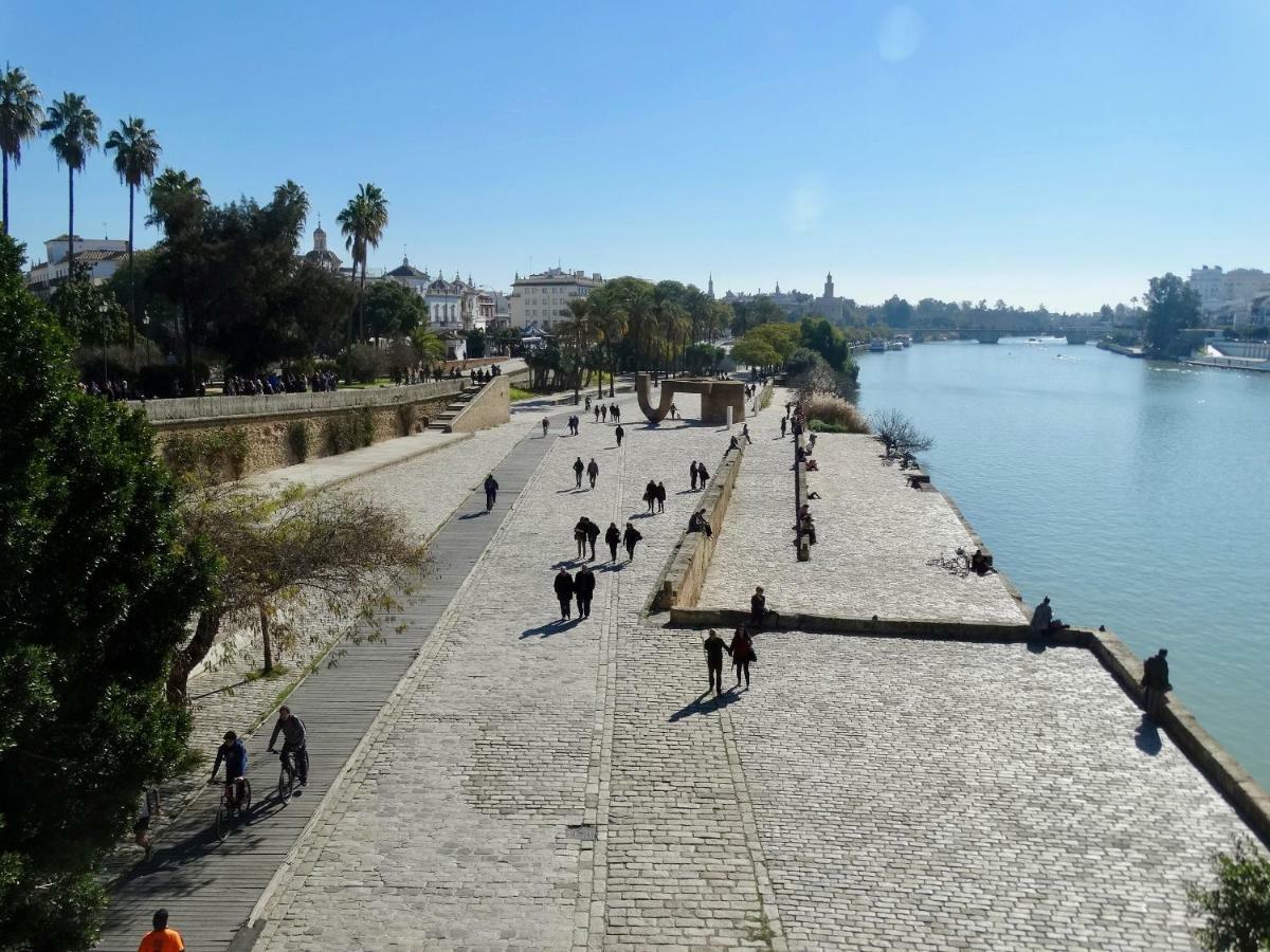El Rio Apartman Sevilla Kültér fotó