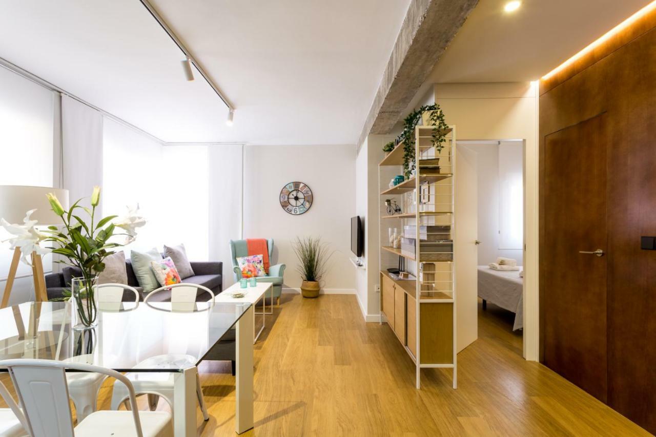 El Rio Apartman Sevilla Kültér fotó